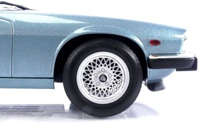 Метална кола Jaguar XJ-S 5.3 H.E. Convertible 1988 Norev 1:18 - 182635