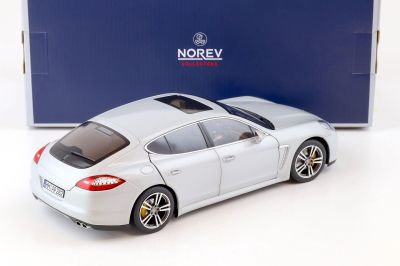 Метална кола Porsche Panamera Turbo 2009 Norev 1:18 - 188558