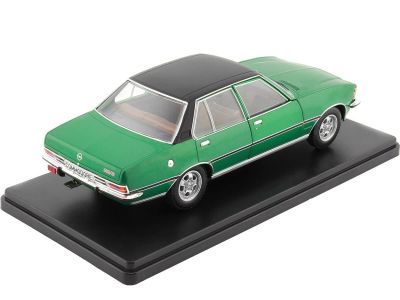 Метална кола Opel Commodore 1972 WHITE BOX 124124