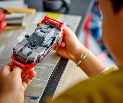 Конструктор LEGO Speed Champions 76921 Състезателна кола Audi S1 e-tron quattro