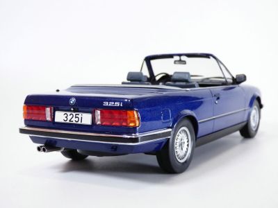 Метална кола BMW 325i E30 Cabriolet 1985 1:18 Model Car Group 18381