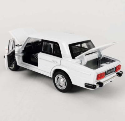 Метална кола Lada 2106 със светлини и звуци - бяла 1:32 