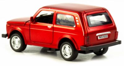 Метална кола Lada Niva 1:32 червена