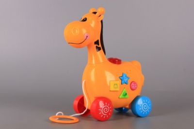 Музикално жирафче с песнички на български език