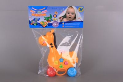 Музикално жирафче с песнички на български език