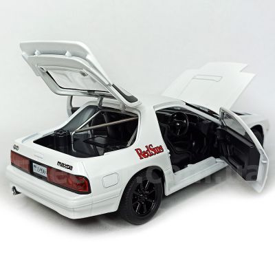 Метален автомобил Mazda RX7 със звук и светлини 1/24 бял