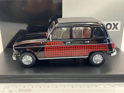 Метална кола Renault 4L Parisienne 1964 WHITE BOX 124151