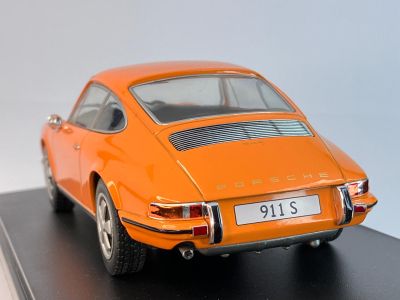 Метална кола Porsche 911 S 1968 WHITE BOX 124174
