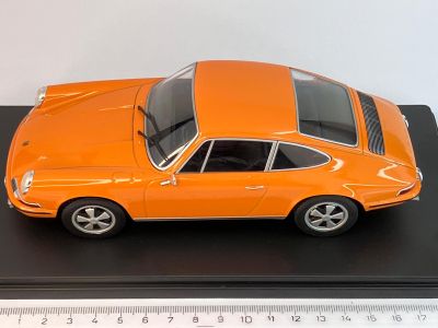 Метална кола Porsche 911 S 1968 WHITE BOX 124174