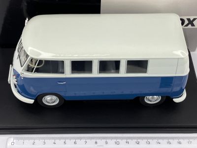 Метален бус Volkswagen T1 - 1960 WHITE BOX 124179