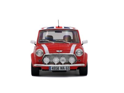 Метална кола MINI COOPER SPORT 1997 - RED + FLAG SOLIDO 1:18 - 1800604