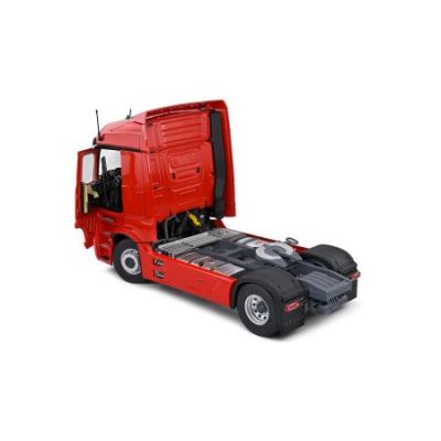 Метален камион влекач MERCEDES-BENZ ACTROS SOLIDO 1:24