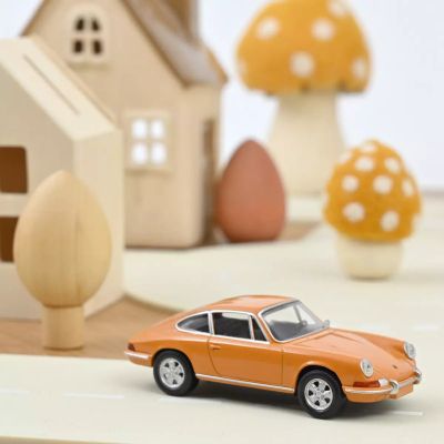 Металeн автомобил Porsche 911 1969 Bahama 1/43 Norev 750039