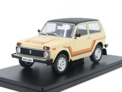 Метална кола Lada Niva 5000 Beige 1980 WHITE BOX 124224