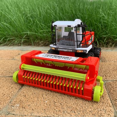 Комбайн с хедер Farms 0488-221 червен