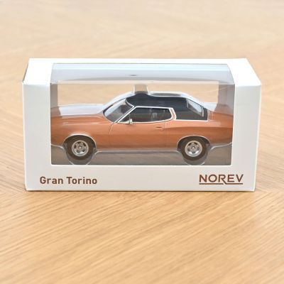 Металeн автомобил Ford Gran Torino 1974 1/43 Norev 270587