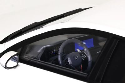 Колекционерска кола Volkswagen Golf VIII GTi 2021 OTTOMobile 1:18 - OT1050
