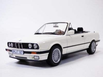 Метална кола BMW 325i Cabriolet 1991 Norev 1:18 - 183213