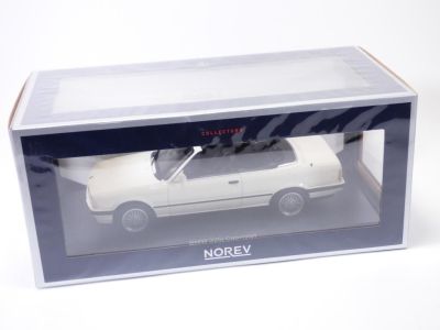 Метална кола BMW 325i Cabriolet 1991 Norev 1:18 - 183213