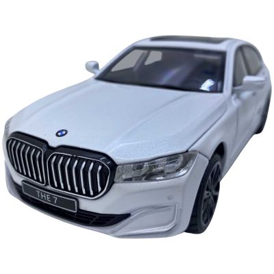 Метален автомобил BMW 7 Series със звук и светлини 1/24 бял