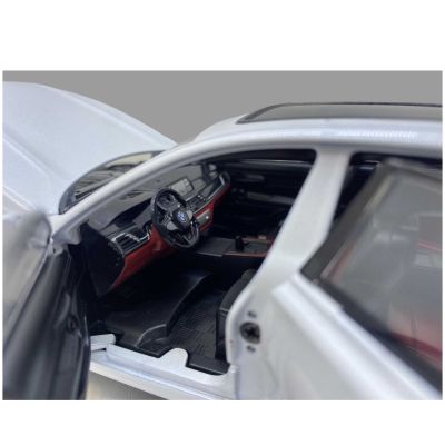 Метален автомобил BMW 7 Series със звук и светлини 1/24 бял
