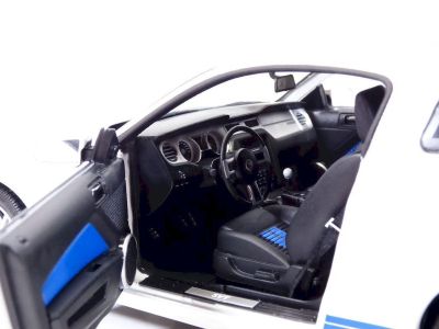 Метална кола Shelby GT500 Performance 2011 Greenlight 13674 - 1:18