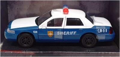 Метален автомобил Rick Grimes Ford Crown Victoria Jada 1/32 35728