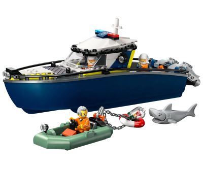 Конструктор LEGO City 60456 Преследване с полицейски катер