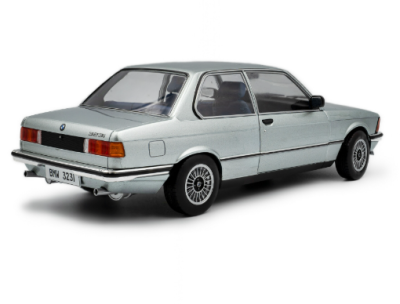 Метален автомобил BMW E21 323I SOLIDO 1:18 - 1812801