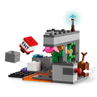 Конструктор Среща с Пазача LEGO Minecraft 21274 
