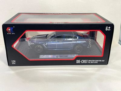 Метален автомобил BMW M8 със звук и светлини 1/24 blue