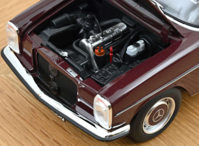 Метален автомобил Mercedes-Benz 200 Norev 1:18 - 183778