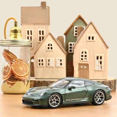 Метален автомобил Porsche 911 S/T Norev 1:18 - 187472