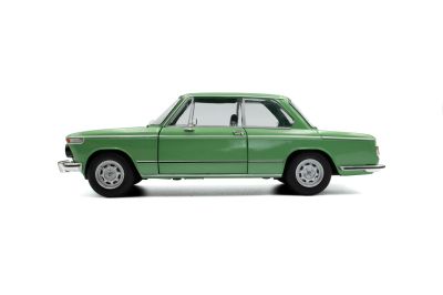 Метален автомобил BMW 1602 Taiga SOLIDO 1:18 - 1808604 