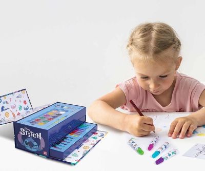 Комплект за рисуване в триетажно куфарче Stitch