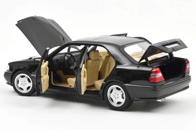 Колекционерска метална кола Mercedes-Benz C36 AMG 1:18 NOREV 183381