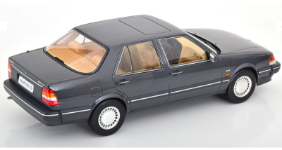 Метален автомобил Saab 9000 CD Turbo 1:18 Triple9 Collection 91800443