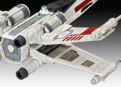 Сглобяем модел X-Wing Fighter Star Wars Revell R03601