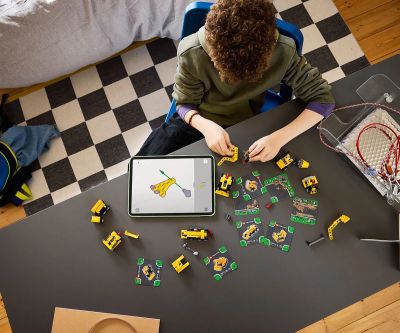 Конструктор Могъщи машини LEGO Technic 42233 