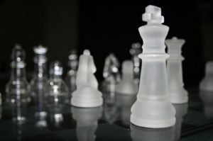 Луксозен стъклен шах 20 х 20 см