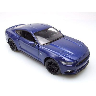 Метална кола Ford Mustang GT 2015 Welly 1/24