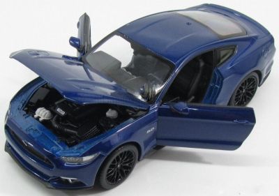 Метална кола Ford Mustang GT 2015 Welly 1/24