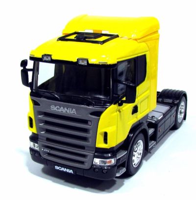 Метален камион влекач Scania R470 Welly 1/32 жълт