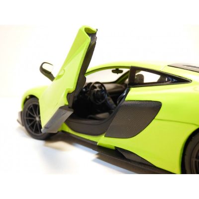 Метална кола McLaren 675LT Welly 1/24 