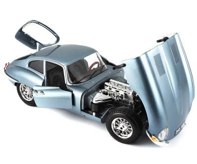 Метална кола Jaguar E Coupe 1961 Bburago 1:18