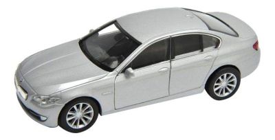 Металeн автомобил с отварящи се врати BMW 535i -1:34 Welly 