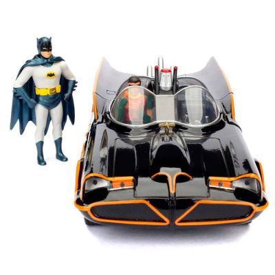 Метален автомобил Batman Batmobile Jada 1/24