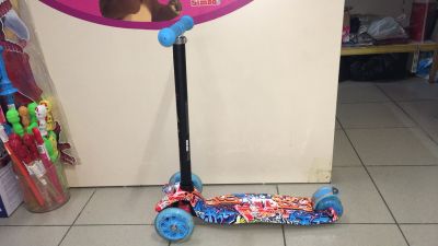 Тротинетка макси със светещи колела Rapture син