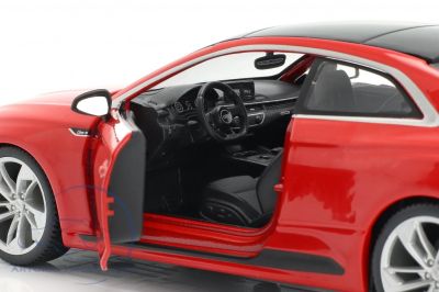 Метален автомобил Audi RS 5 Coupe Bburago 1:24 