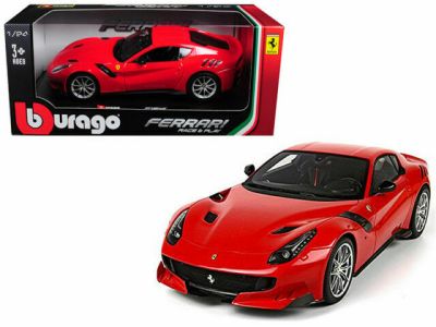 Метален автомобил Ferrari F12TDF Bburago 1:24 